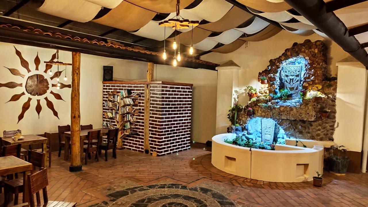 Hostal Yakumama Куенка Екстер'єр фото