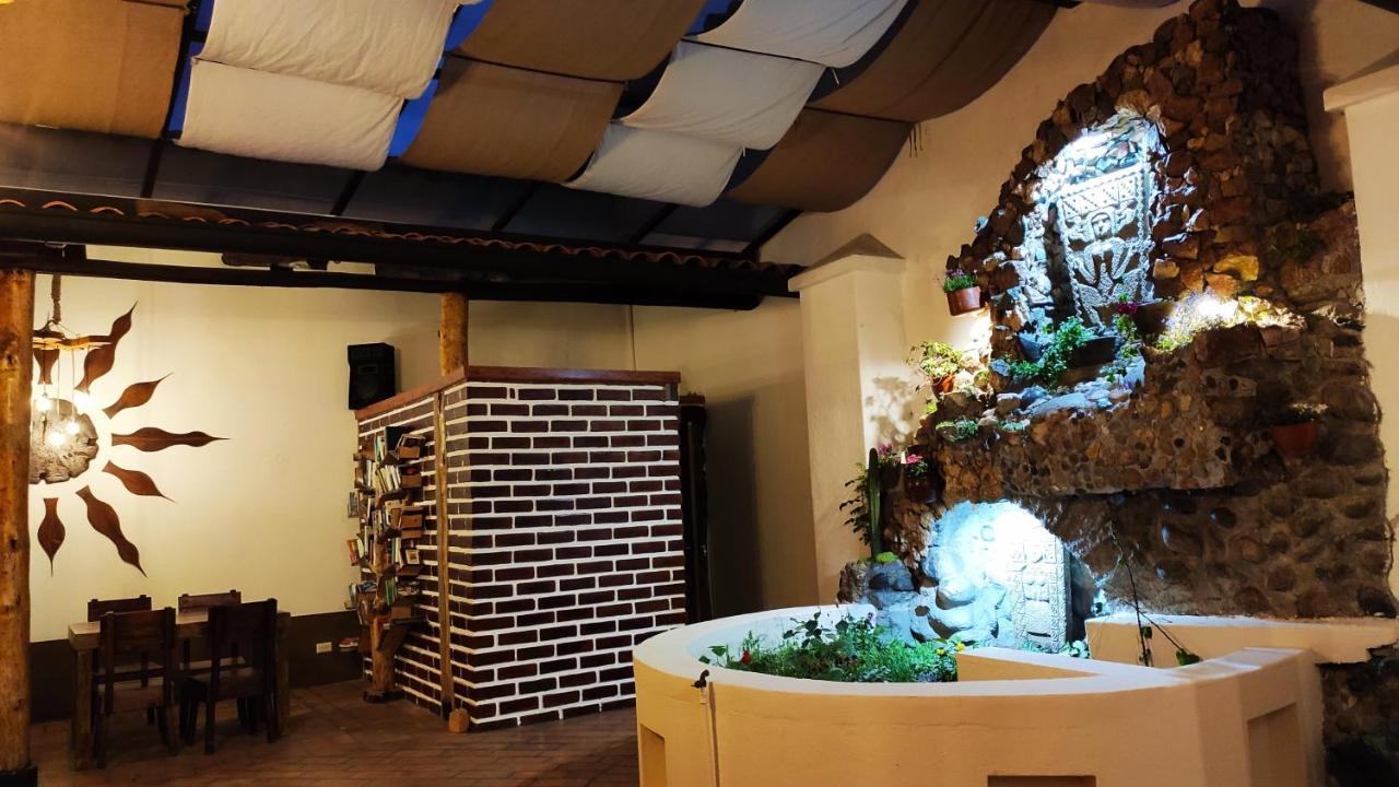 Hostal Yakumama Куенка Екстер'єр фото