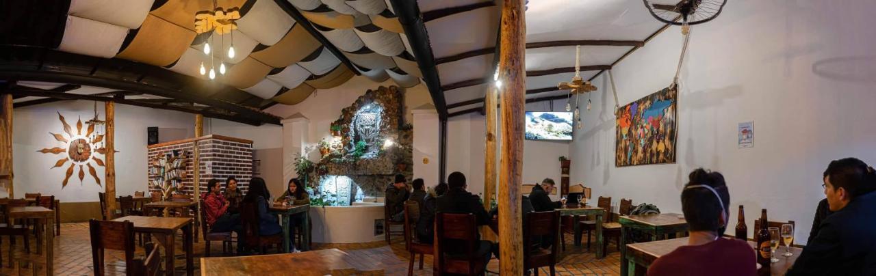 Hostal Yakumama Куенка Екстер'єр фото