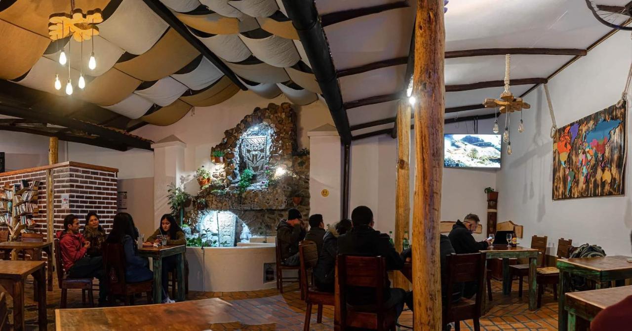 Hostal Yakumama Куенка Екстер'єр фото